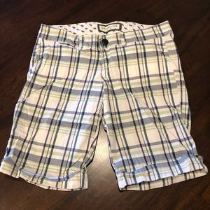 Abercrombie Plaid Bermuda Shorts Size 2